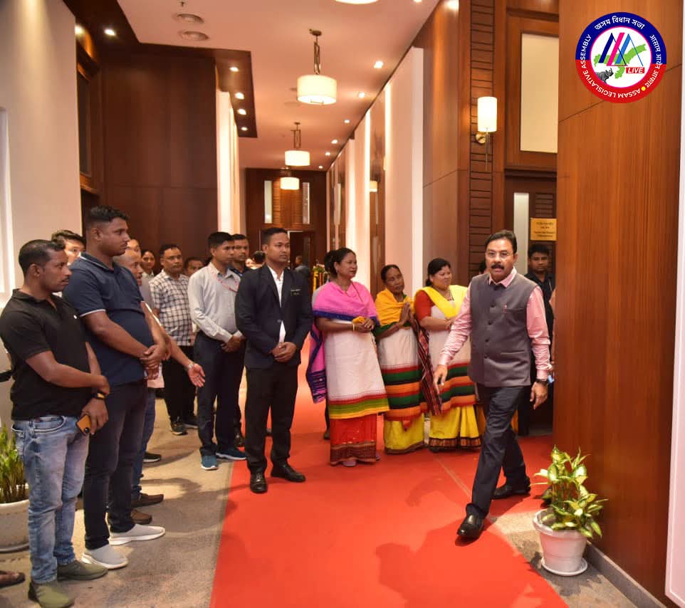অসম বিধানসভাৰ সন্মানীয় অধ্যক্ষ শ্ৰী ৰণজিৎ কুমাৰ দাস আজি অধিবেশনৰ চতুৰ্...